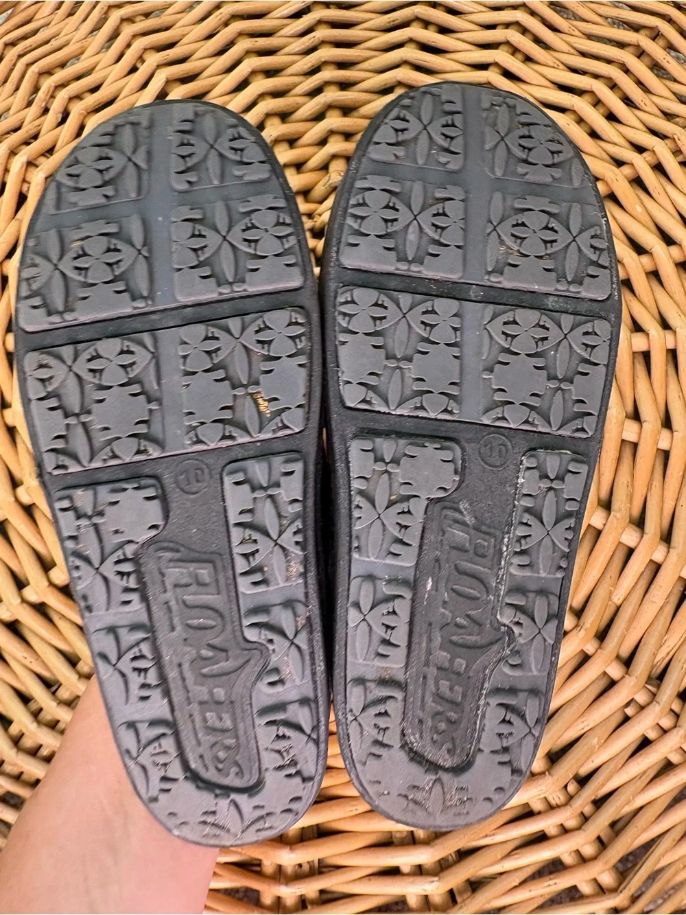 Floafers Black Prodigy Kid's Waterproof Perforated Loafers Size 10